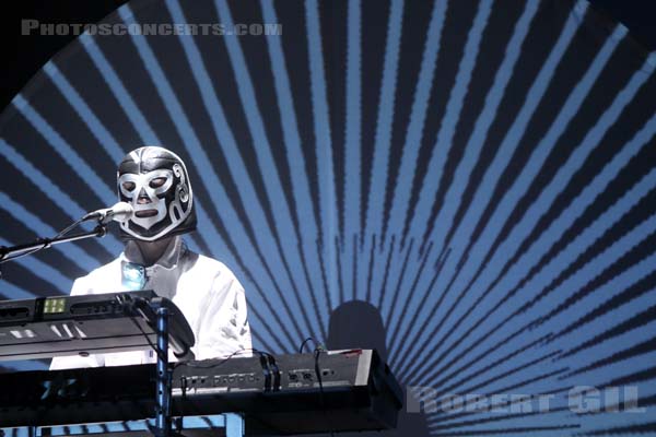 CASCADEUR - 2010-05-06 - PARIS - Zenith - 